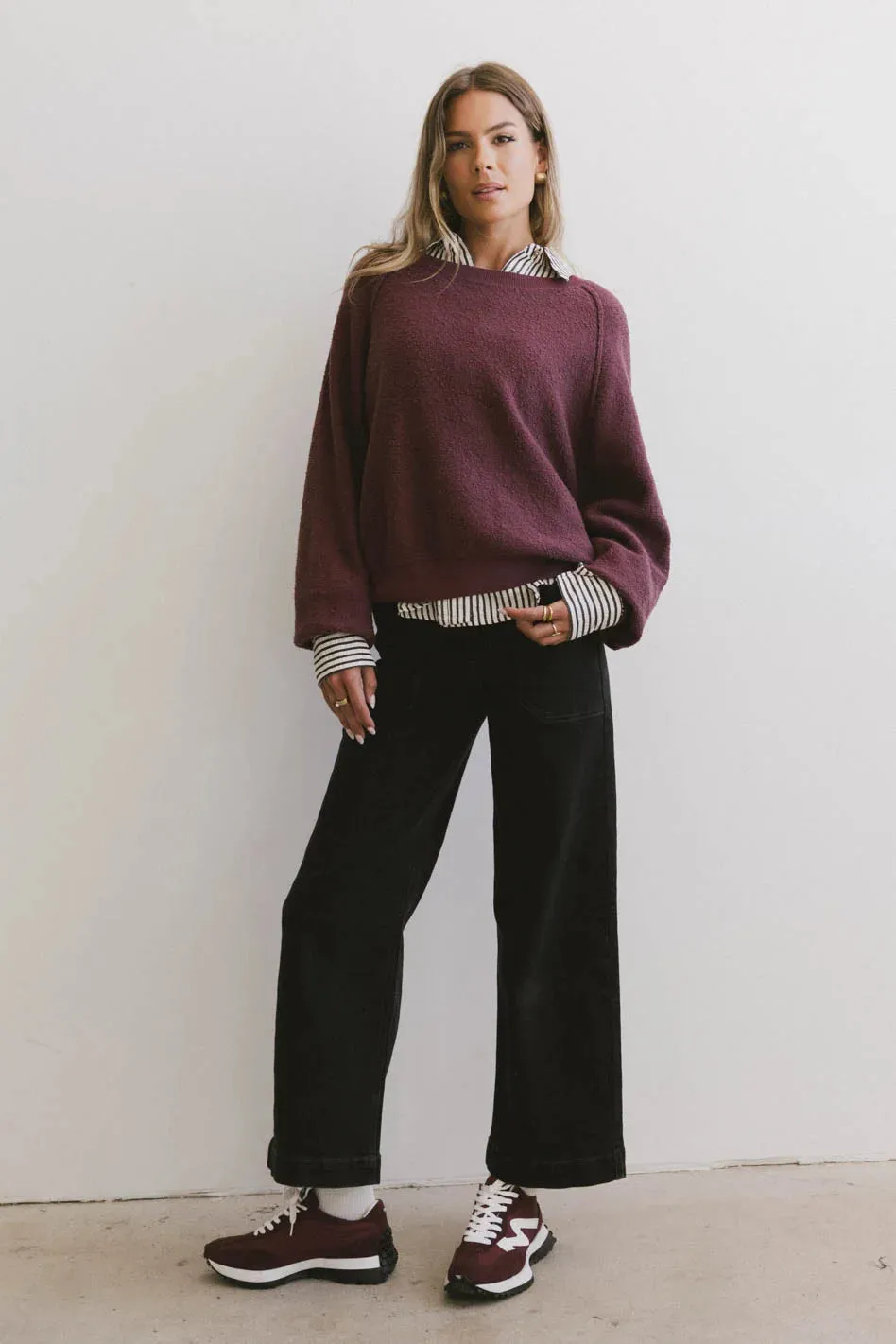 Annaleah Textured Sweatshirt in Burgundy