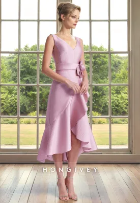 Chic Satin A-Line V-Neck Sleeveless Ruffled Mother of the Bride Dress